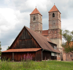 Neubauergehft und Klosterkirche